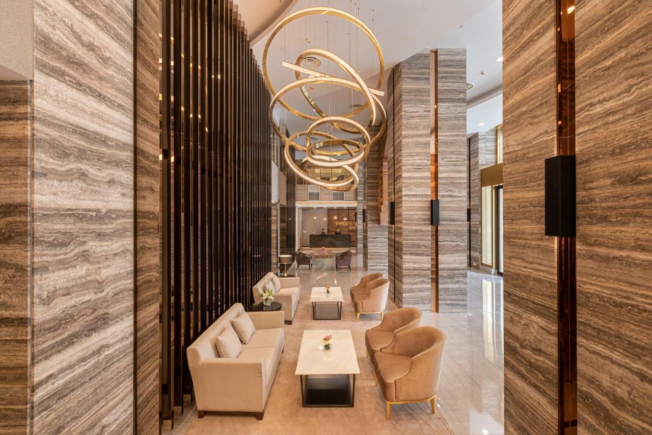 Yangon Thanlwin Hotel Екстериор снимка
