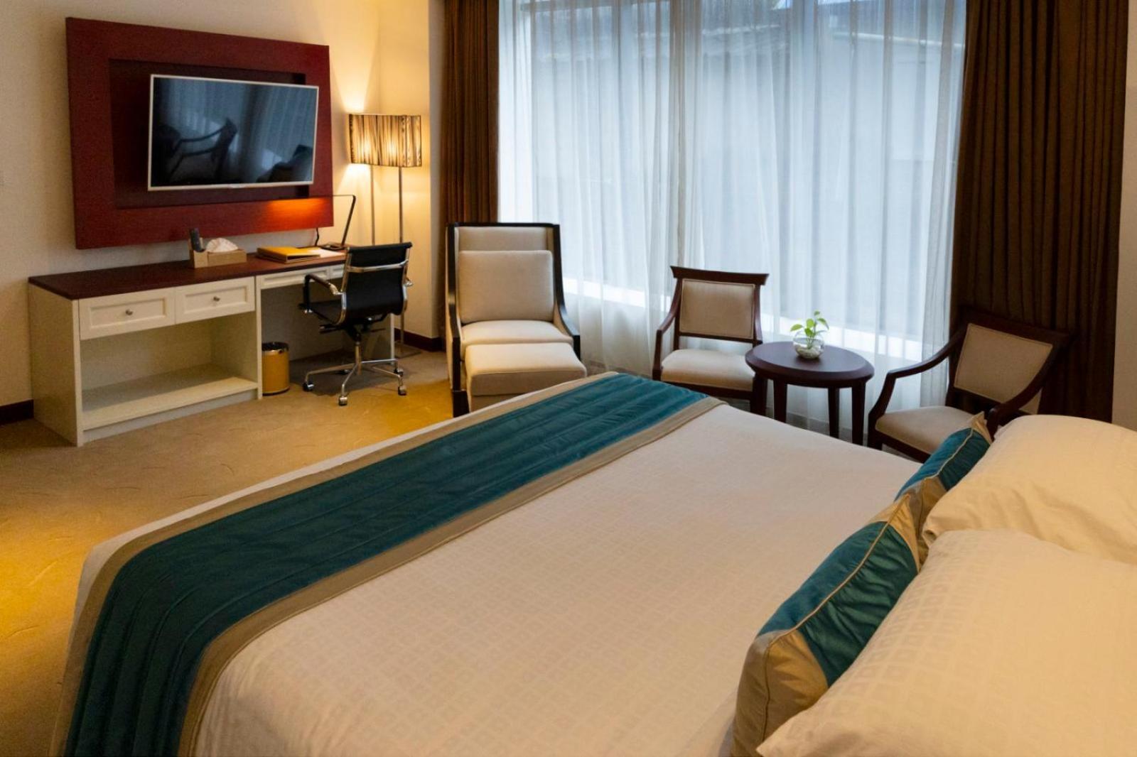 Yangon Thanlwin Hotel Екстериор снимка