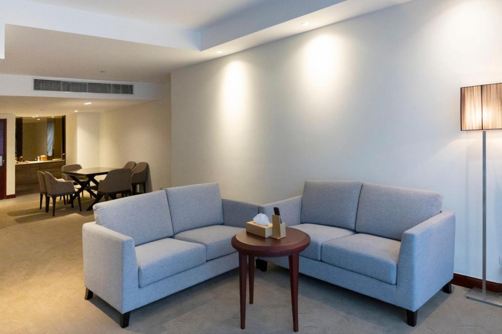 Yangon Thanlwin Hotel Екстериор снимка