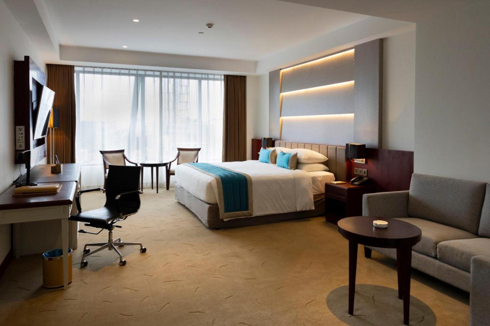 Yangon Thanlwin Hotel Екстериор снимка