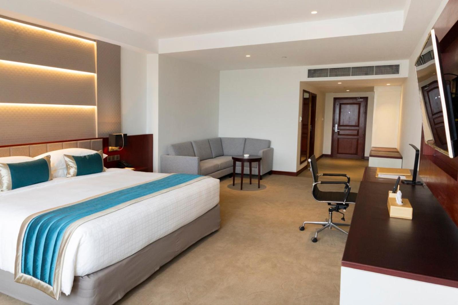 Yangon Thanlwin Hotel Екстериор снимка
