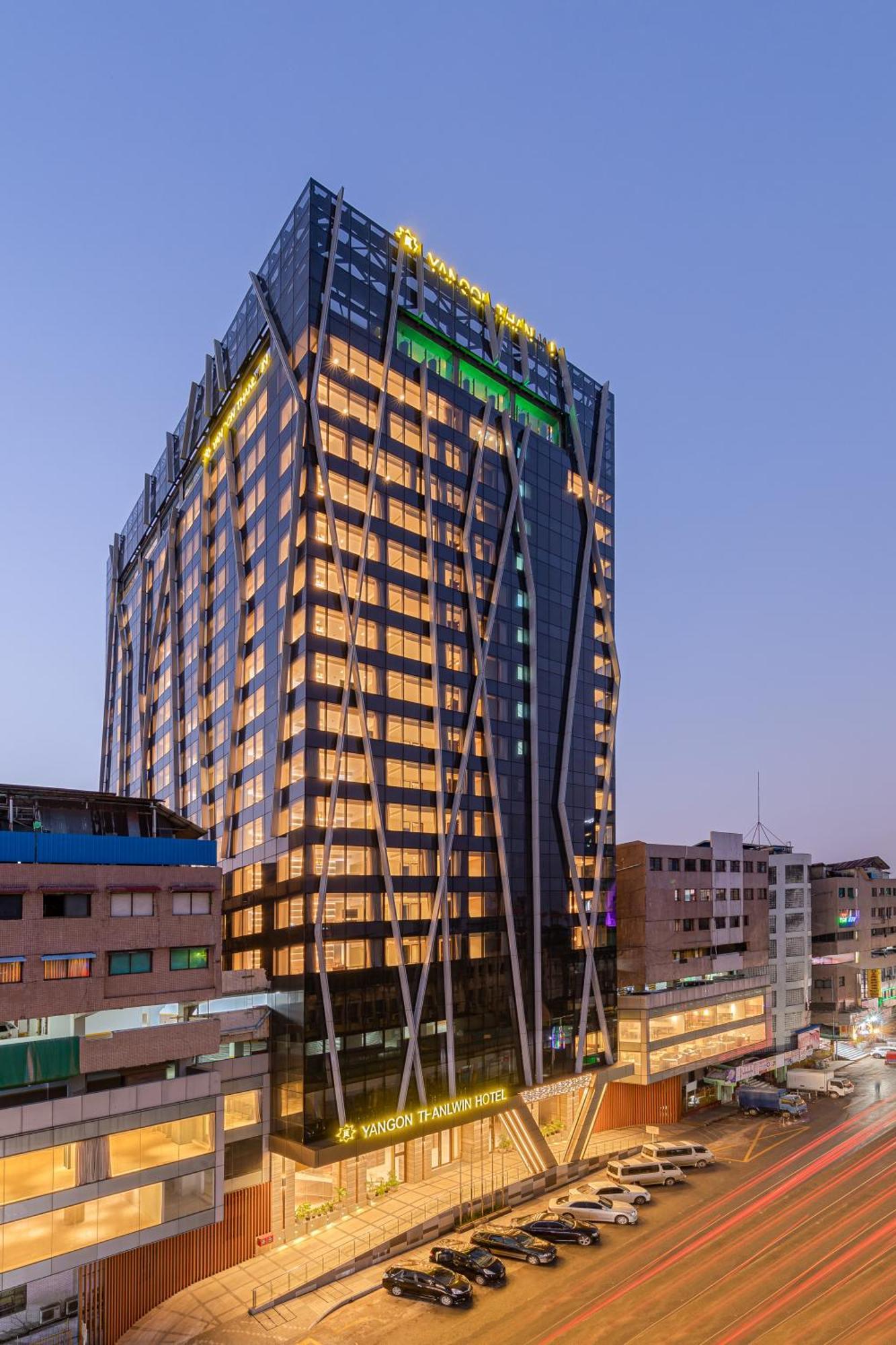 Yangon Thanlwin Hotel Екстериор снимка
