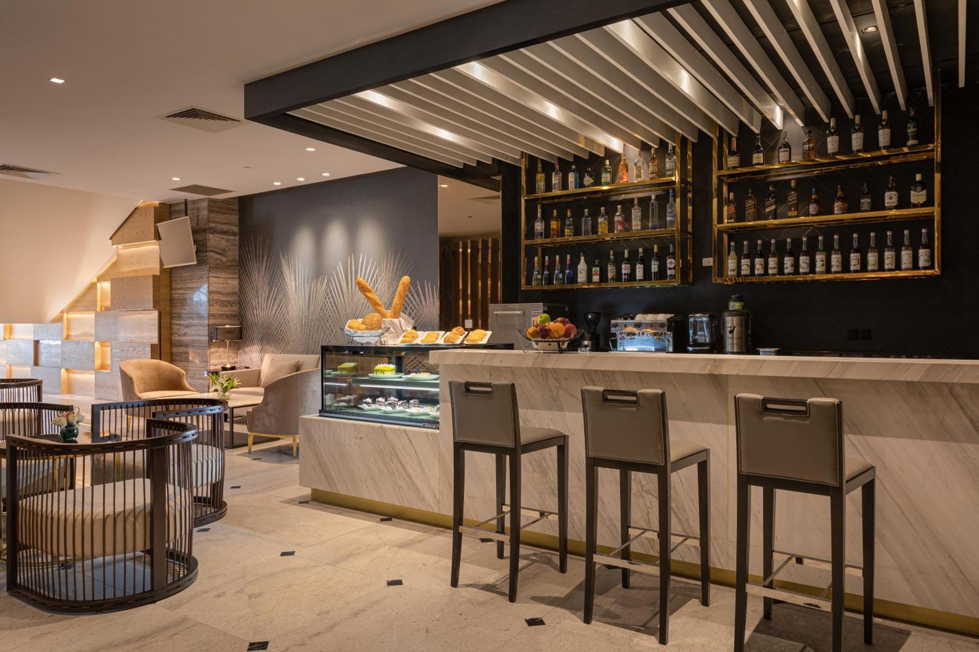 Yangon Thanlwin Hotel Екстериор снимка