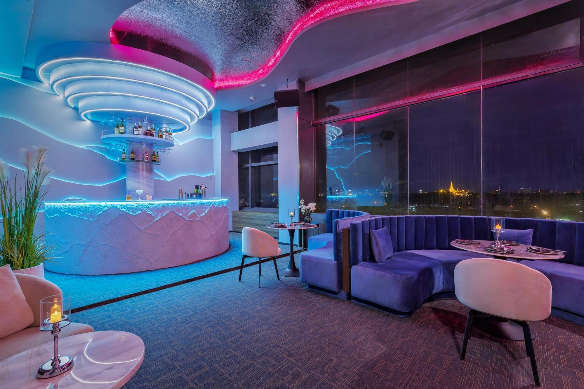 Yangon Thanlwin Hotel Екстериор снимка