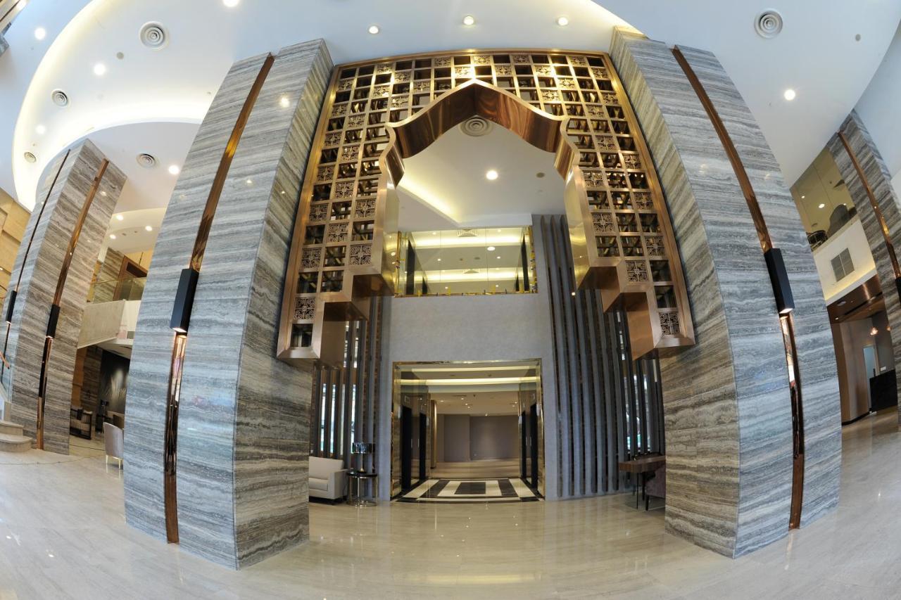 Yangon Thanlwin Hotel Екстериор снимка